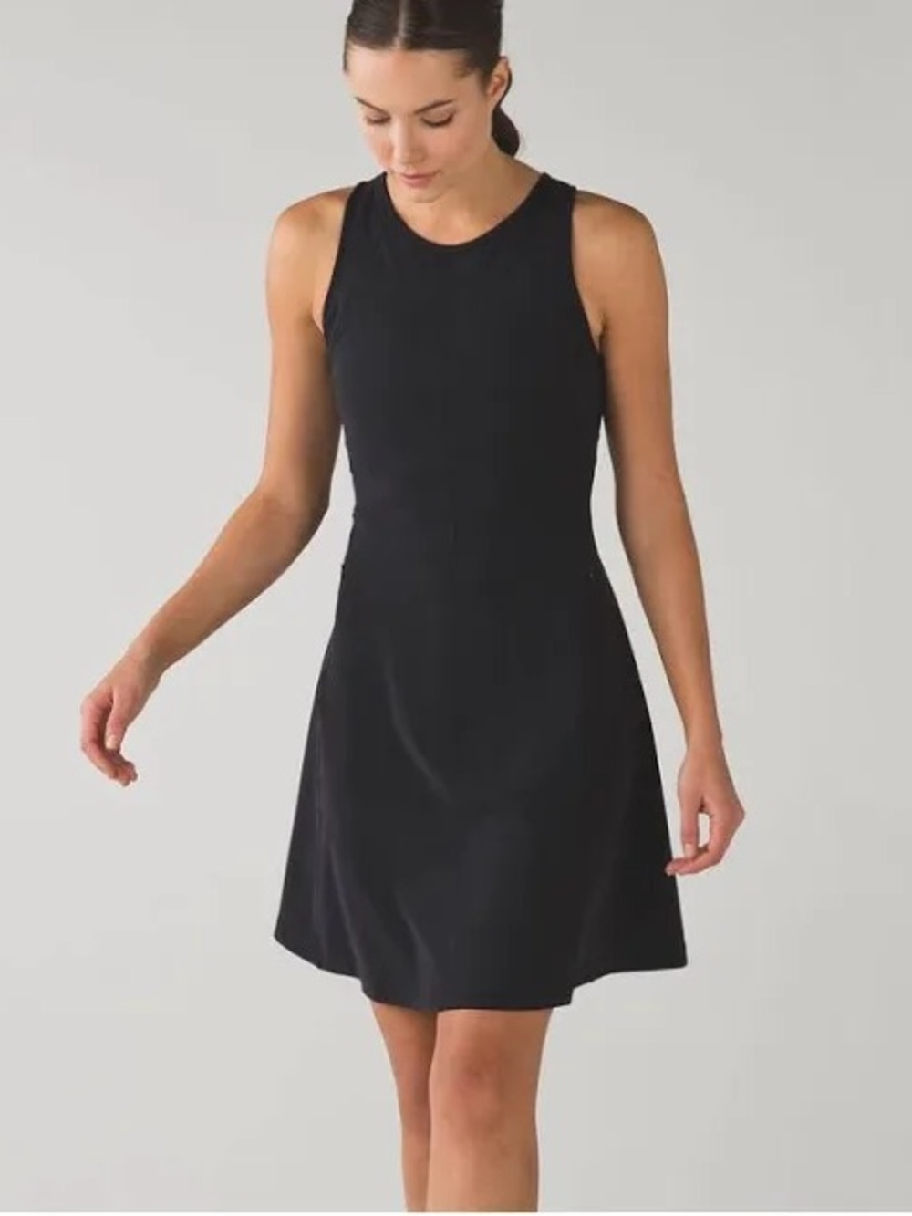 RARE*** Lululemon &Go til Dawn dress. Size 6